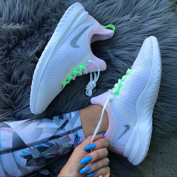 NWB 💖 NIKE RENEW RIVAL fits SZ 8.5 women - Picture 2 of 8